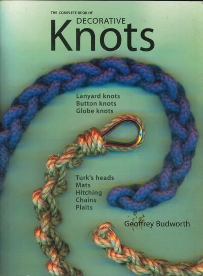 DECORATIVE KNOTS